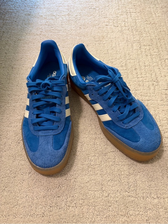 adidas Shoes - adidas women’s Sambae Blue Suede Sneakers Cloud White/Gum Sole Sz 9.5